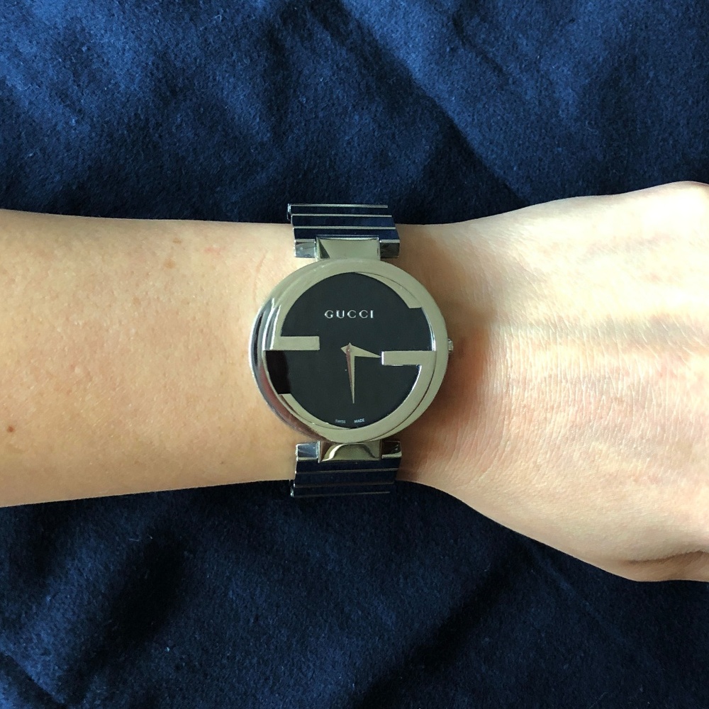 SOLD Gucci Women's Watch Interlocking YA133502